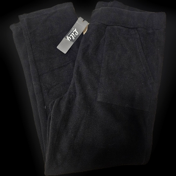 NWT Black Fleece Pants with Pockets Cozy Warm by Lily - Picture 2 of 7